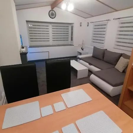 Cornwall Cornwall-Chapmanswell Caravan Holiday Park A30 B&B Bed And Breakfast #41 Launceston Exterior photo